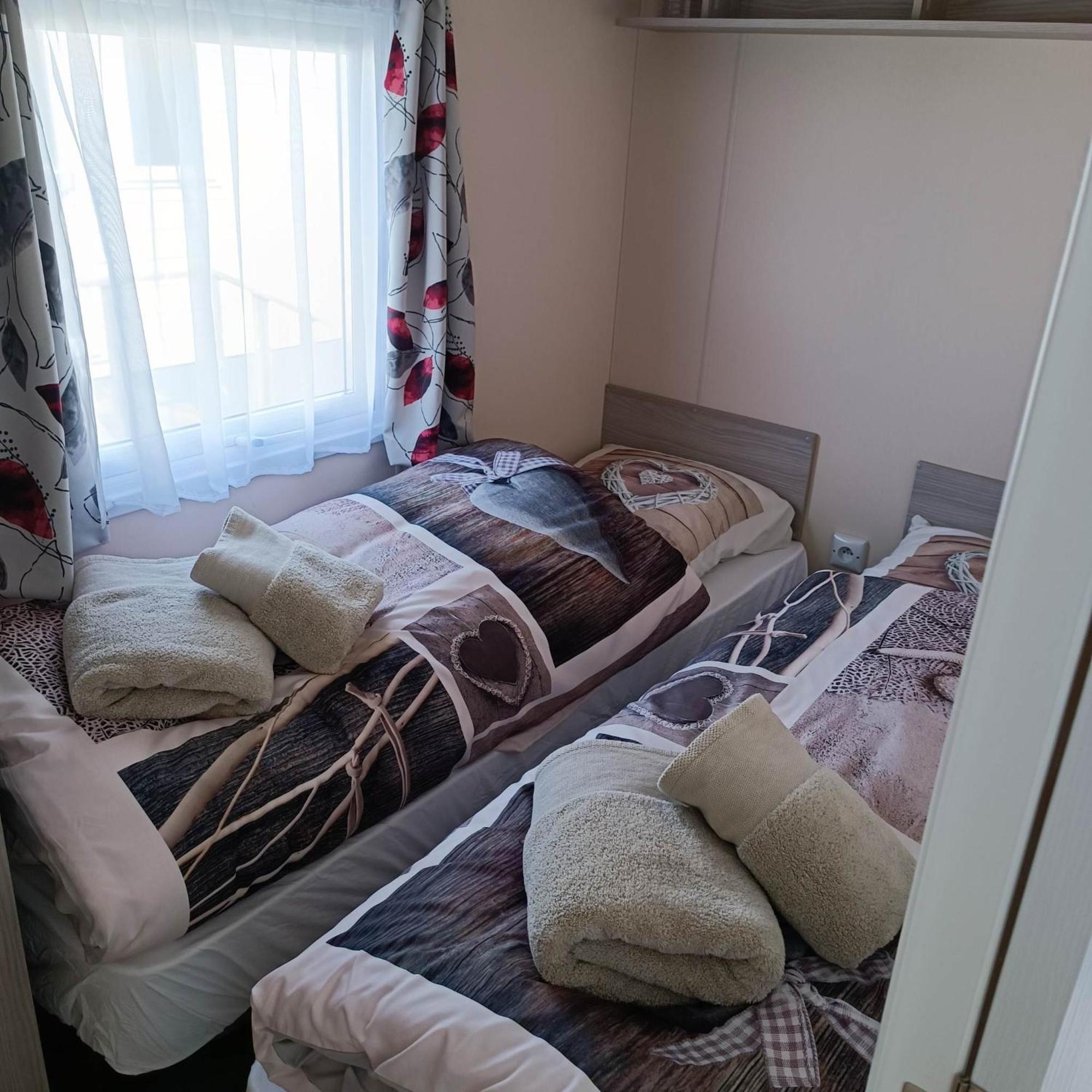 Caravan Aan Zee Arnani Middelkerke Eksteriør billede